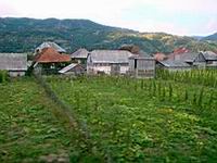 Dorf im Viseu-Tal